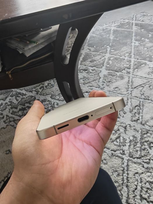 Samsung s24 Plus + 12/256 ideal