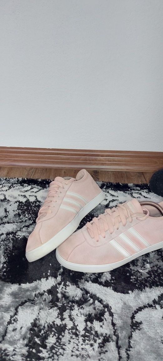 Adidaşi Adidas originali mărimea 39