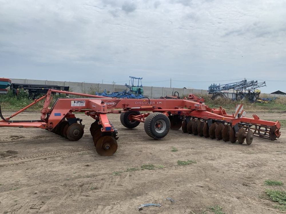 Vand Bednar Swifter SO 5000, Kuhn Discover XM, Lemken Smaragd 9
