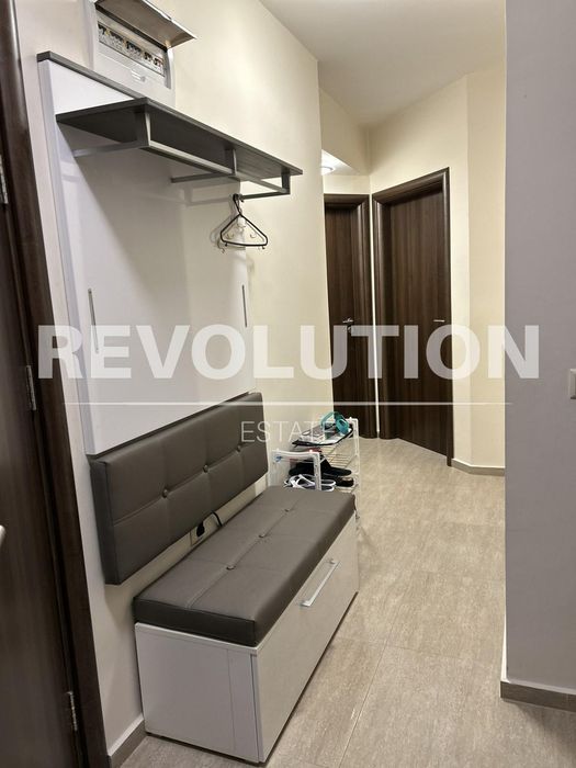 Дава се под наем Тристаен апартамент в Варна, ВИНС - 106 кв.м за 1250 € - Снимка #14