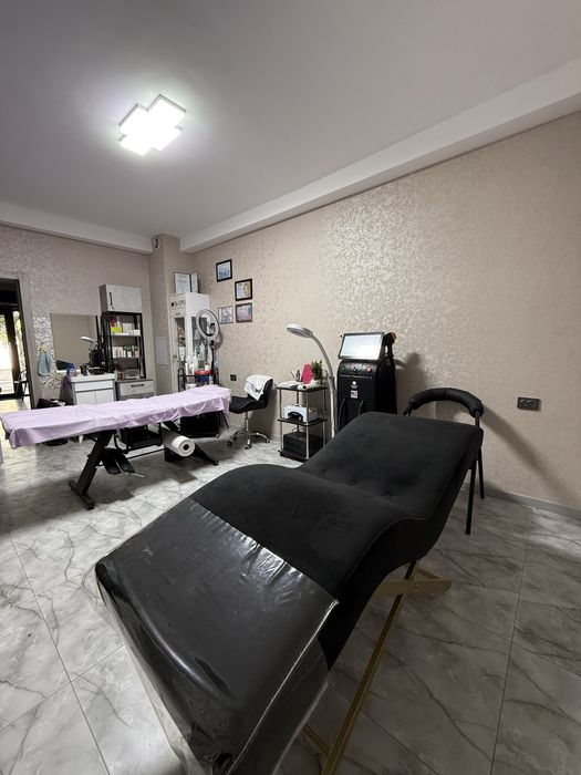 Goʻzallik salonida joy ijaraga beriladi