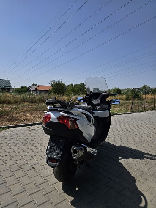 Maxi Scuter Suzuki Burgman 650 Executive