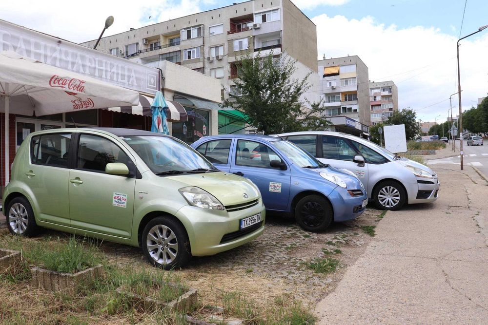 коли под наем/rent a car