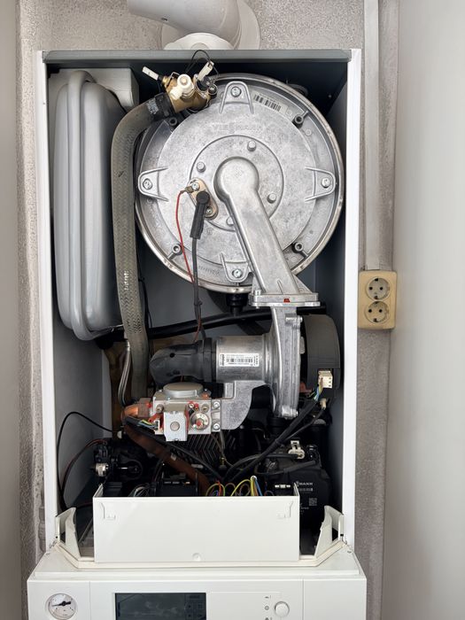 Dezmembrez Centrala Viessmann Vitodens 100