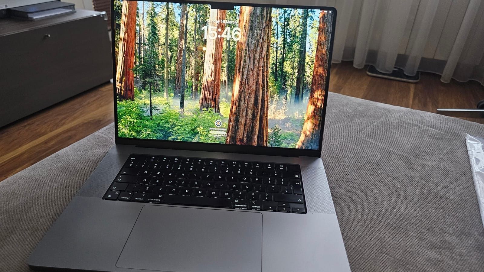MacBook Pro M2 Max