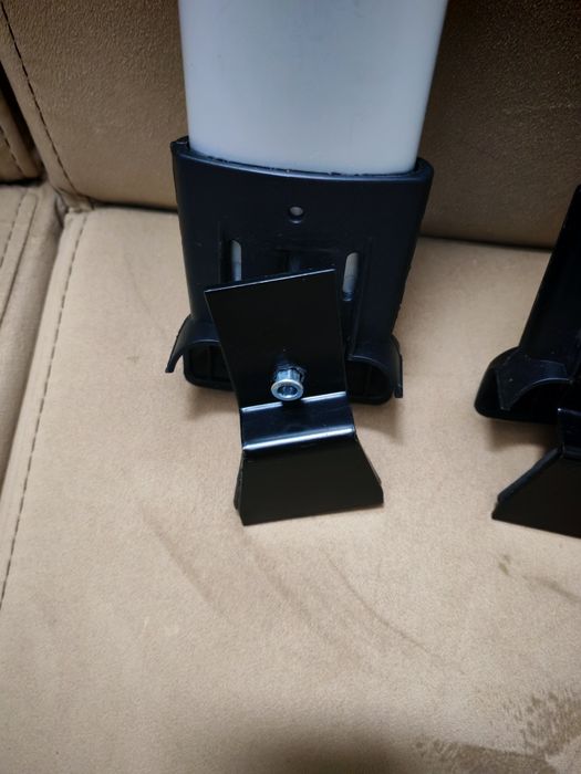 Vând bare portbagaj ptr Duster