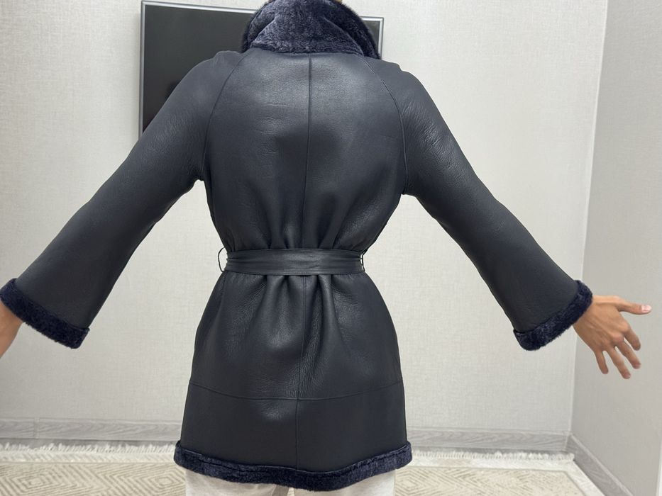 Продается натуральная овчина дубленка!