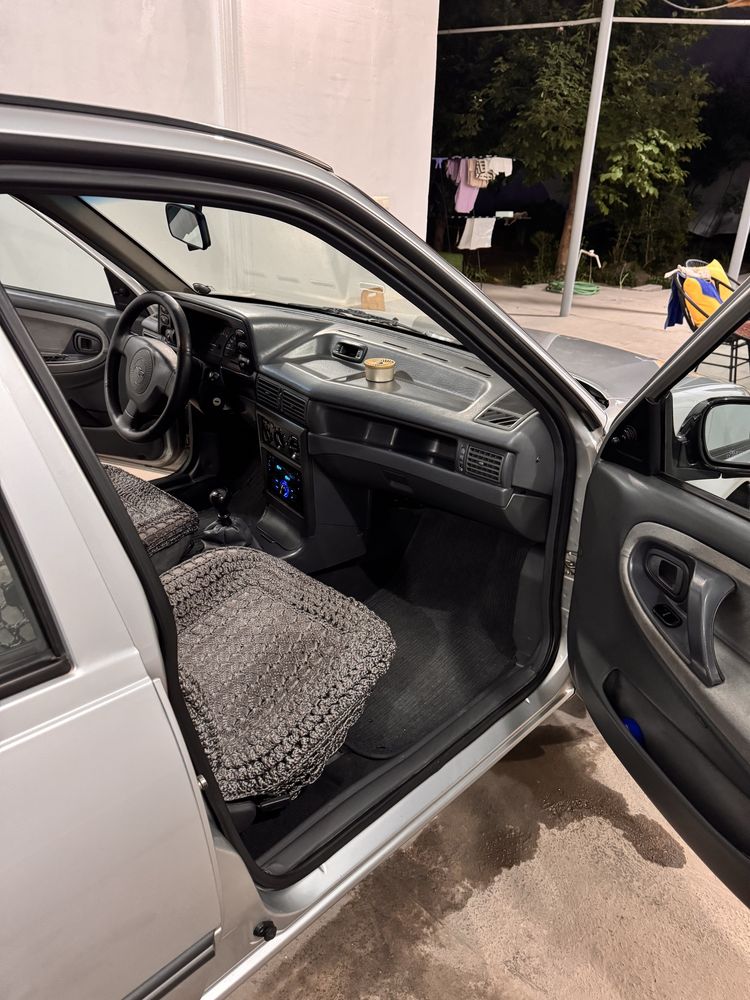 Nexia DONS holati yaxshi 1,5 motor yili 2004 suyagi butun