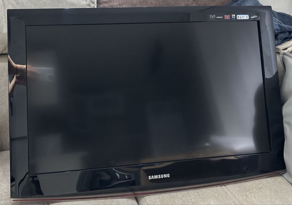 Продам телевизор SAMSUNG