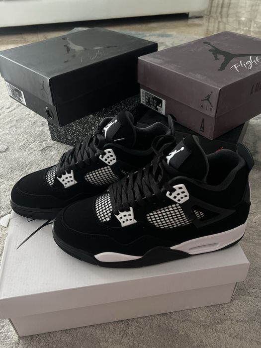 Jordan Retro 4 White Thunder