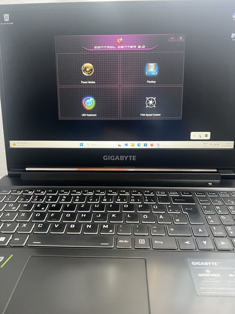 Laptop Gaming Gigabyte G5
