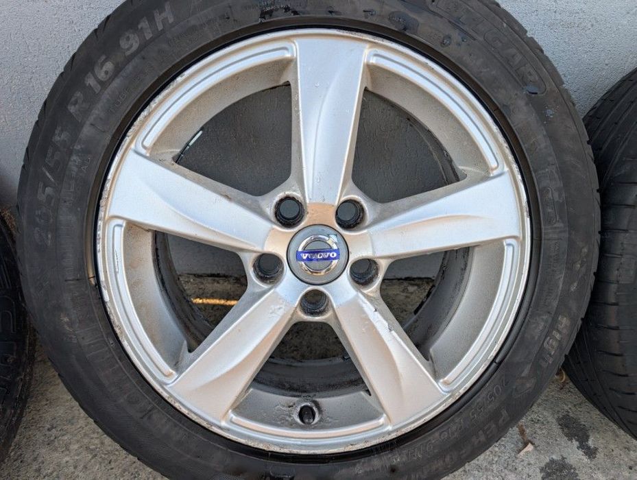 Jante MATRES 16" Volvo V40 S60 V60 S80 V70 S40 V50 C30 C70 anvelope 205/55 R16 Riken 31317285