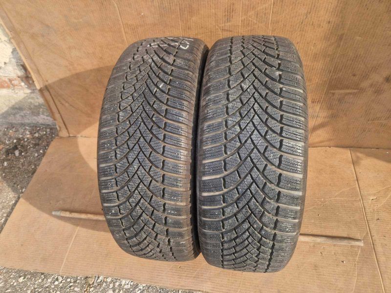 2 Bridgestone R18 215/55 Anvelope de iarnă DOT3621