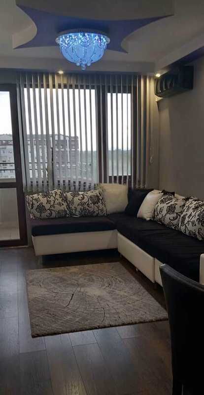 Дава се под наем Двустаен апартамент в Пловдив, Тракия - 85 кв.м за 425 € - Снимка #1