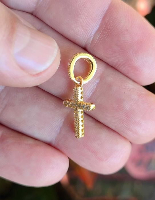 Pandora, висулка „Блестящ кръст“, талисман Пандора златен кръст