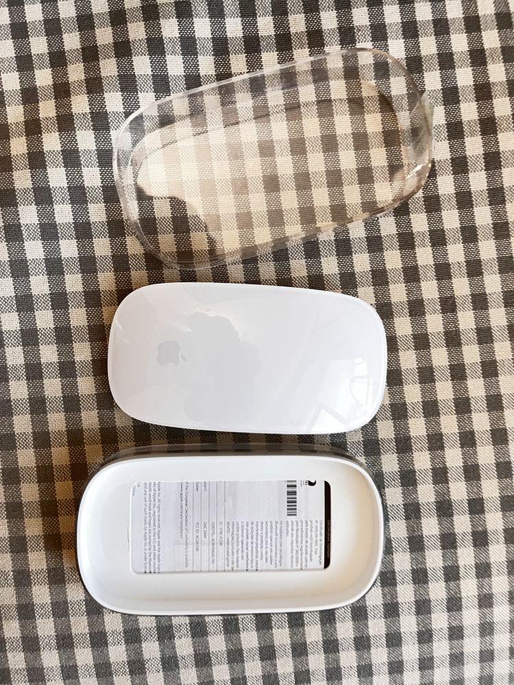 Продам мышку на мак apple