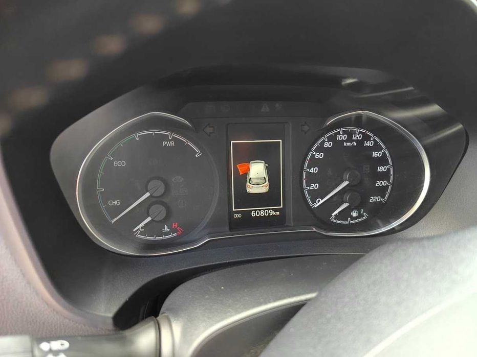 Toyota Yaris Hybrid в гаранция