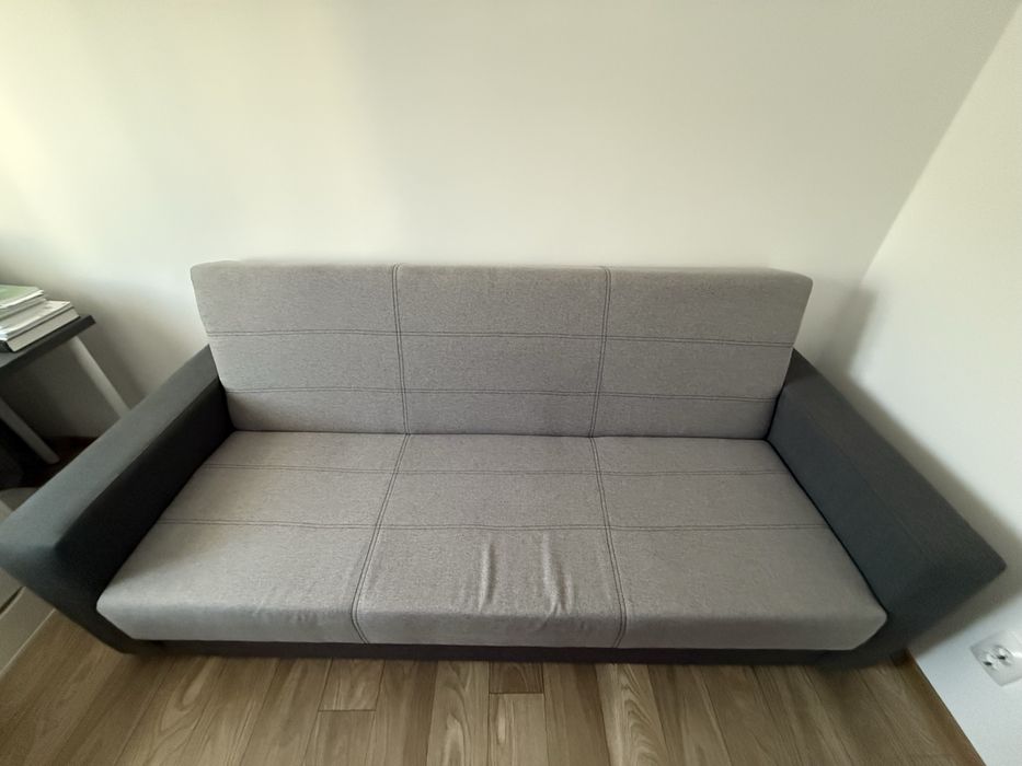 Vând canapea extensibilă