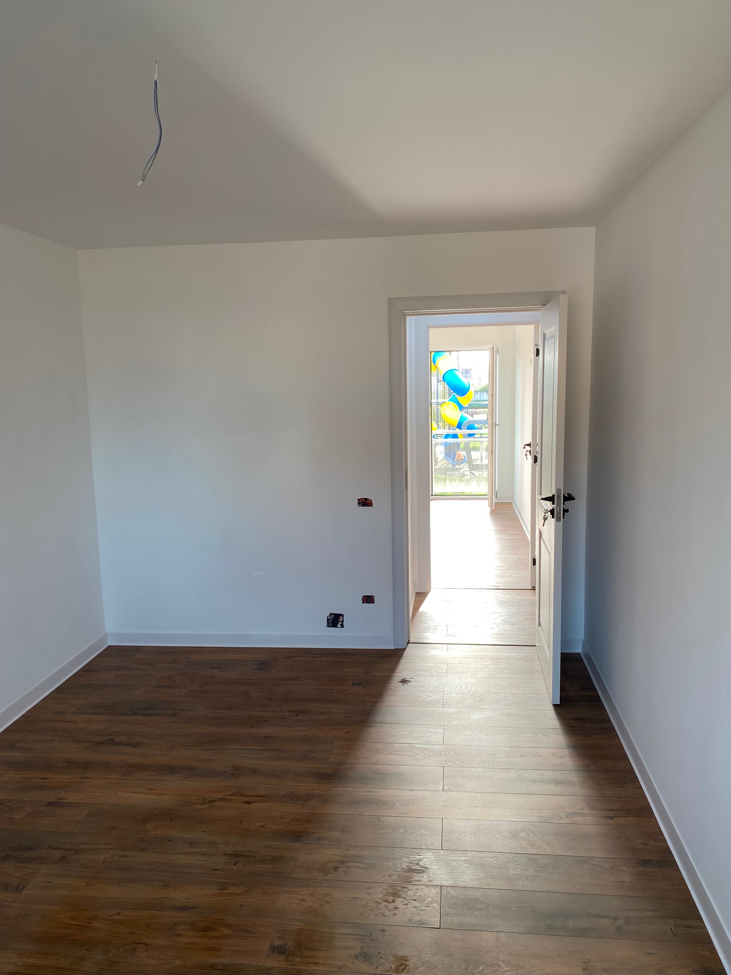 Vand casa noua P+1 la cheie zona ANL
