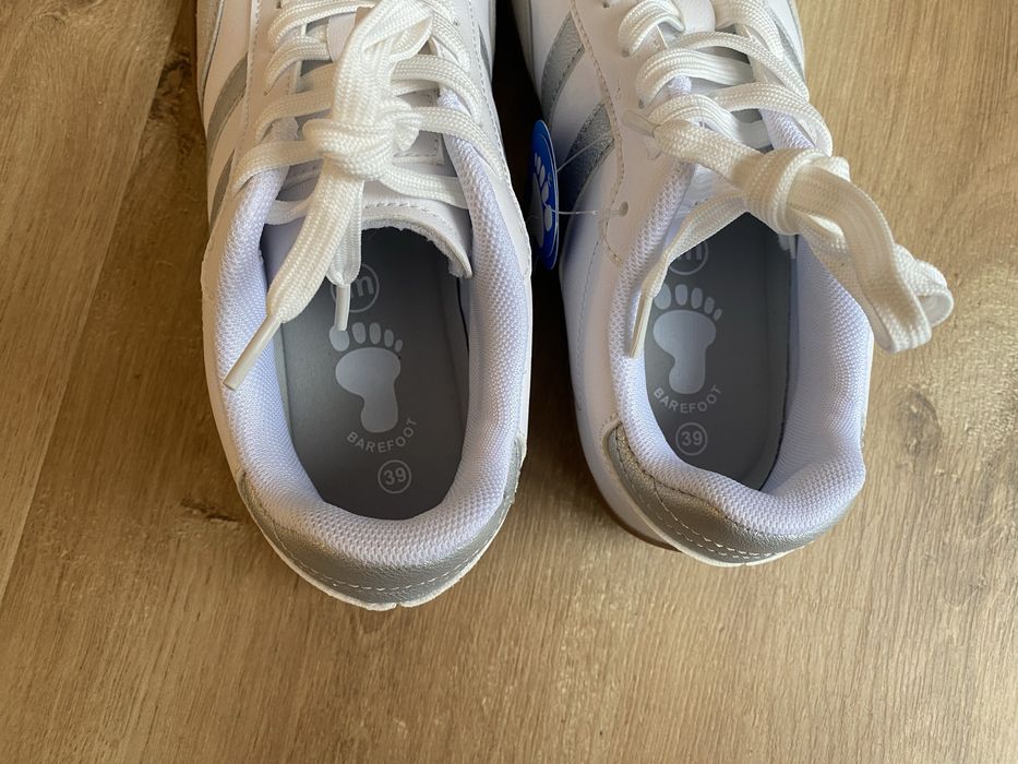 Barefoot маратонки бели