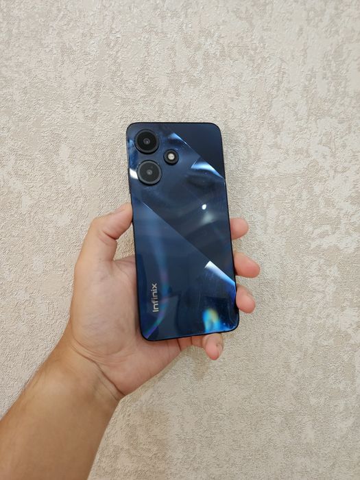 Infinix Hot 30i 128GB Black