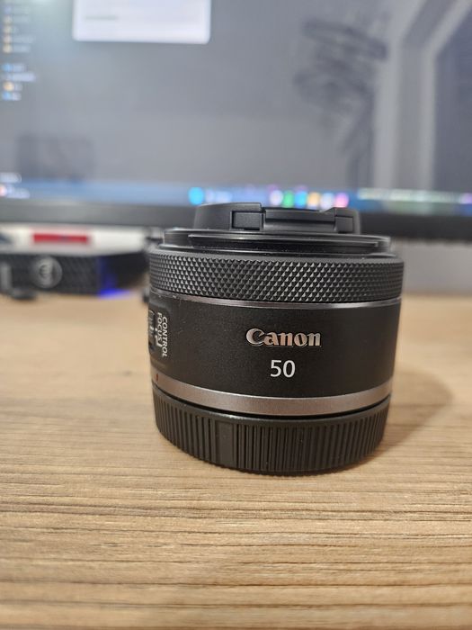 Vand Obiective Canon 24-105 si 50mm