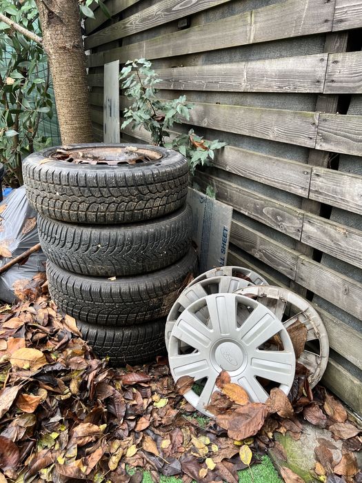 Jante ford 4x108 anvelope iarna 175/65/14