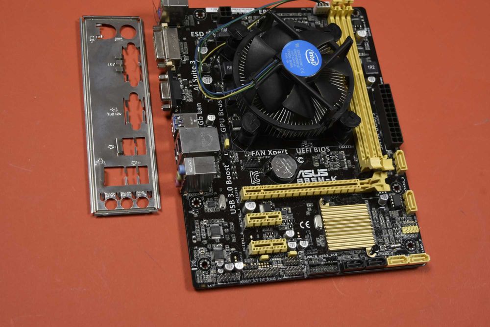 ASUS B85M-K + I5 4460 + CPU Cooler - 1150 сокет . Дъно и процесор.