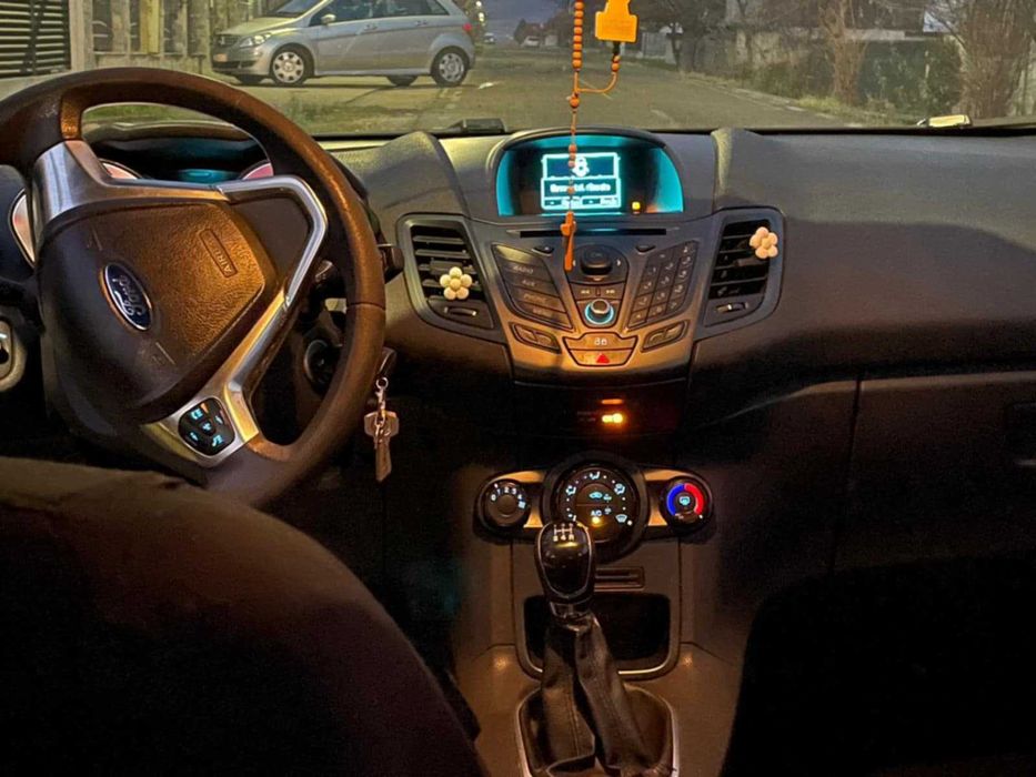 Vand Ford Fiesta