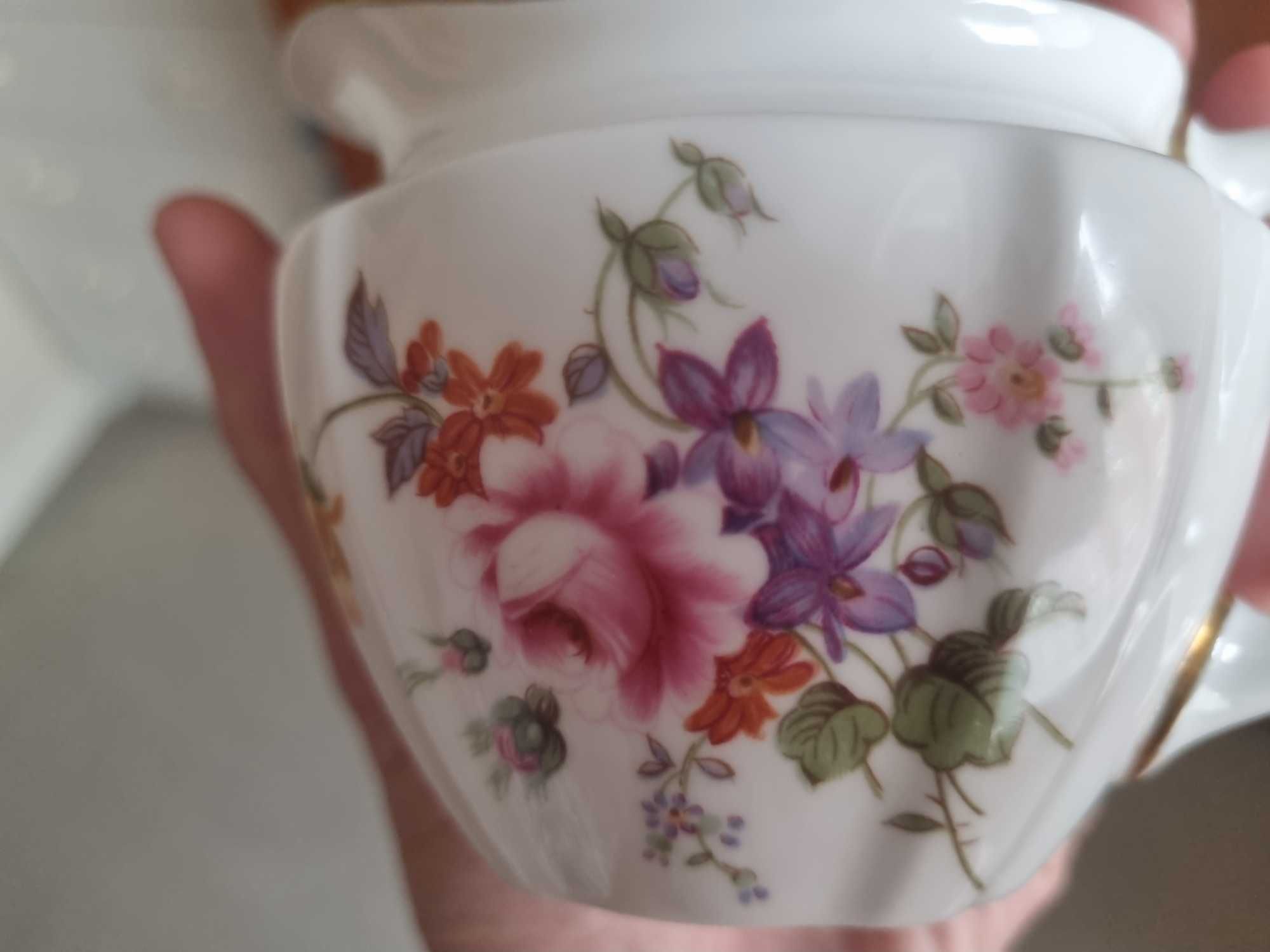 Порцеланова каничка Royal  Crown Derby