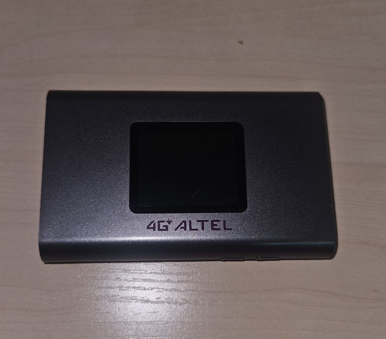 Wi-Fi роутер ALTEL MiFi L26 Cat6