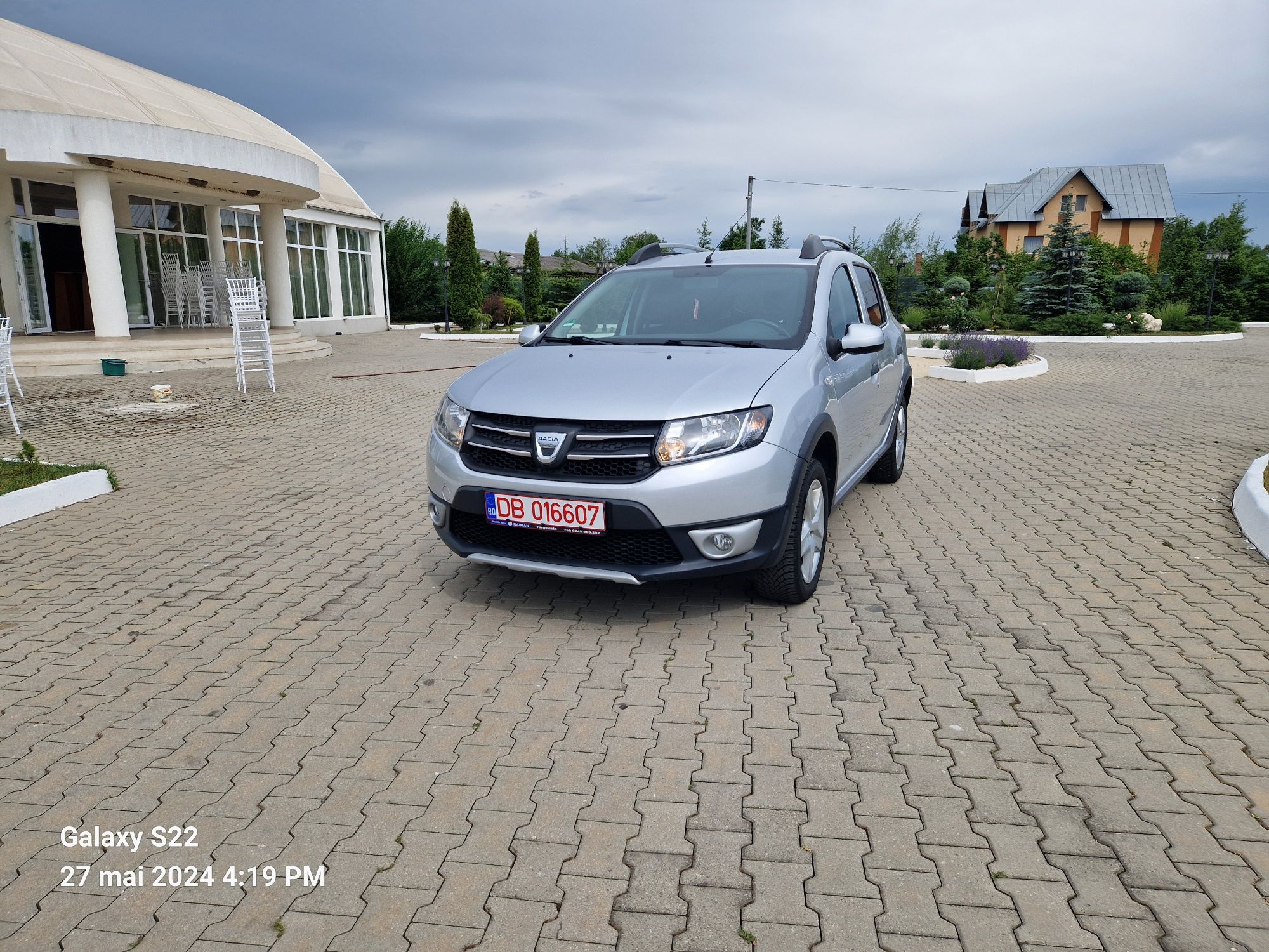 Sandero Stepway! Benzina - An 2015.Pretul este fix!