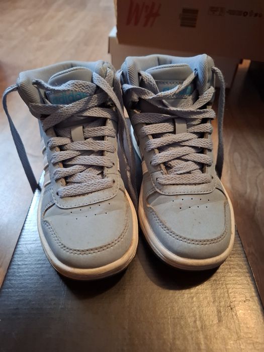 Детски маратонки адидас 30 номер