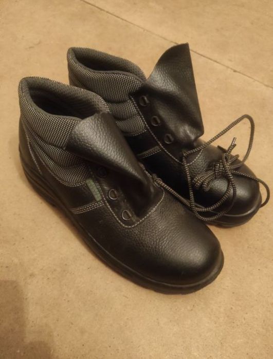 Спецобувь летняя, новая, размер 43