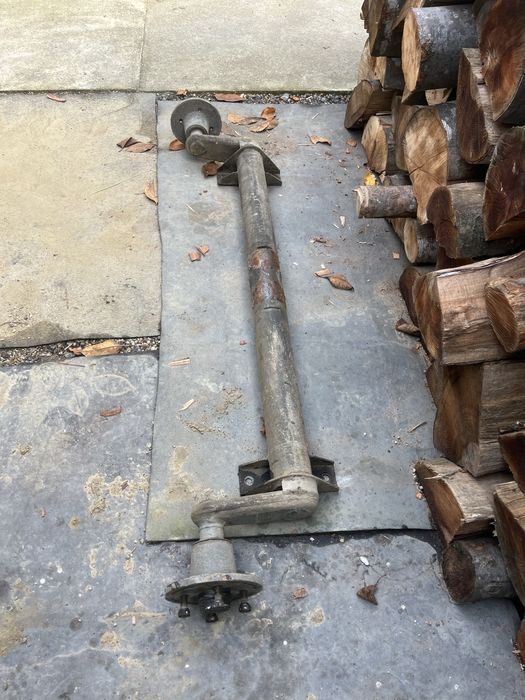 Axa remorca, motocultor