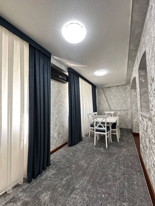 Продаётся квартира ул Нукус Госпиталний 3 комнатная