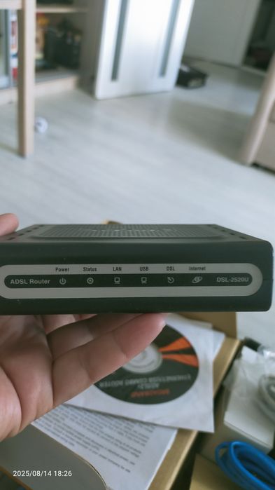 Продам D-LINK район 7 поликлиника