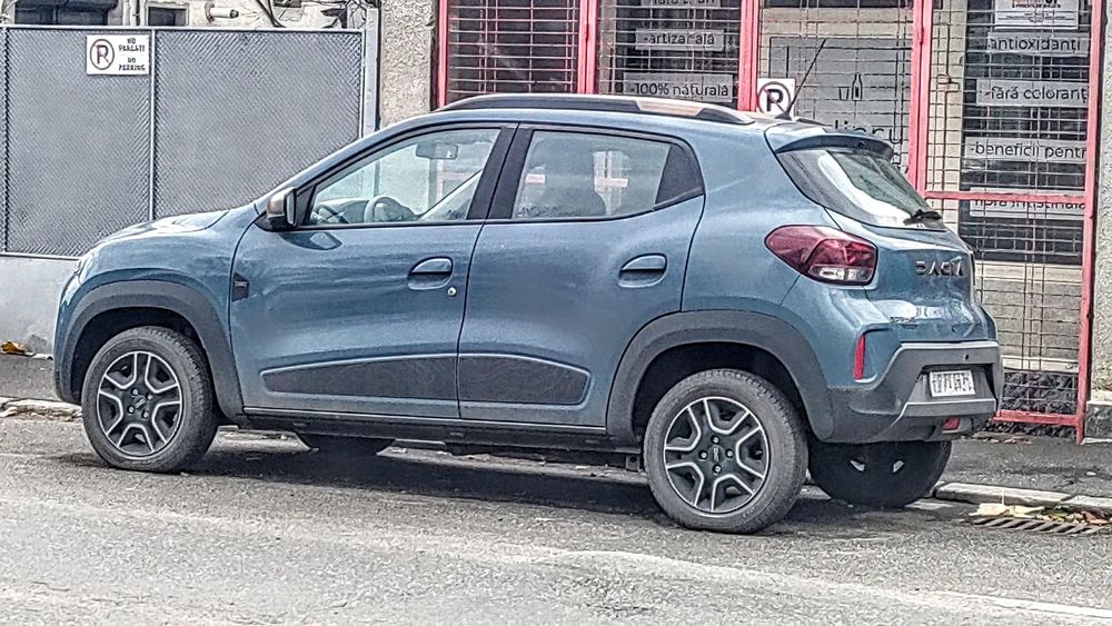 Dacia Spring Dacia Spring Extreme 65 - 2024 - Doar 17 km - Că nouă! - Garanție!