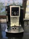 Vând espressor Delonghi