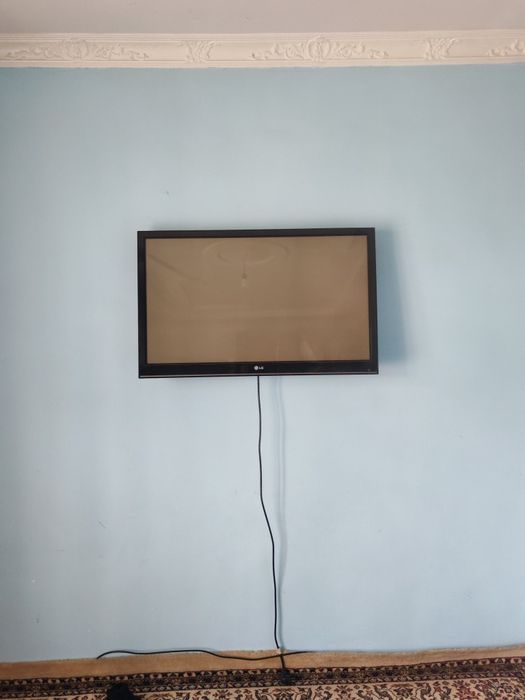 Телевизор срочна сотилади холати зур