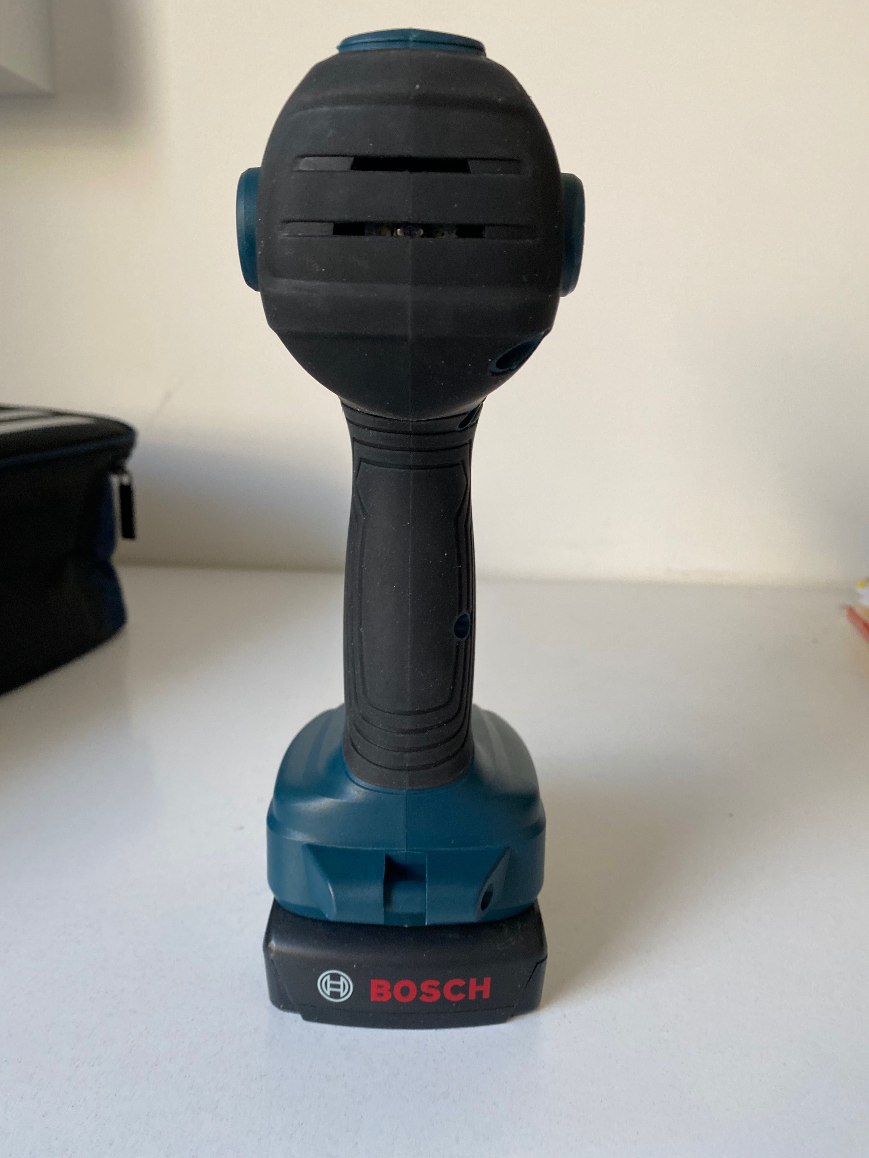 Винтоверт Bosch GSB 18V-21