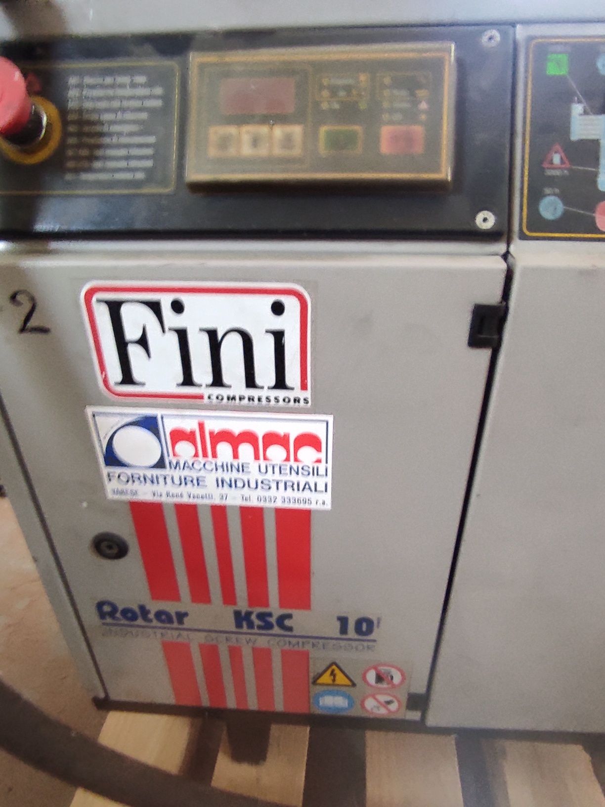 Compresor aer cu surub FINI