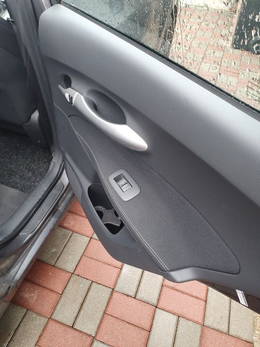 Toyota auris 1.3 disel