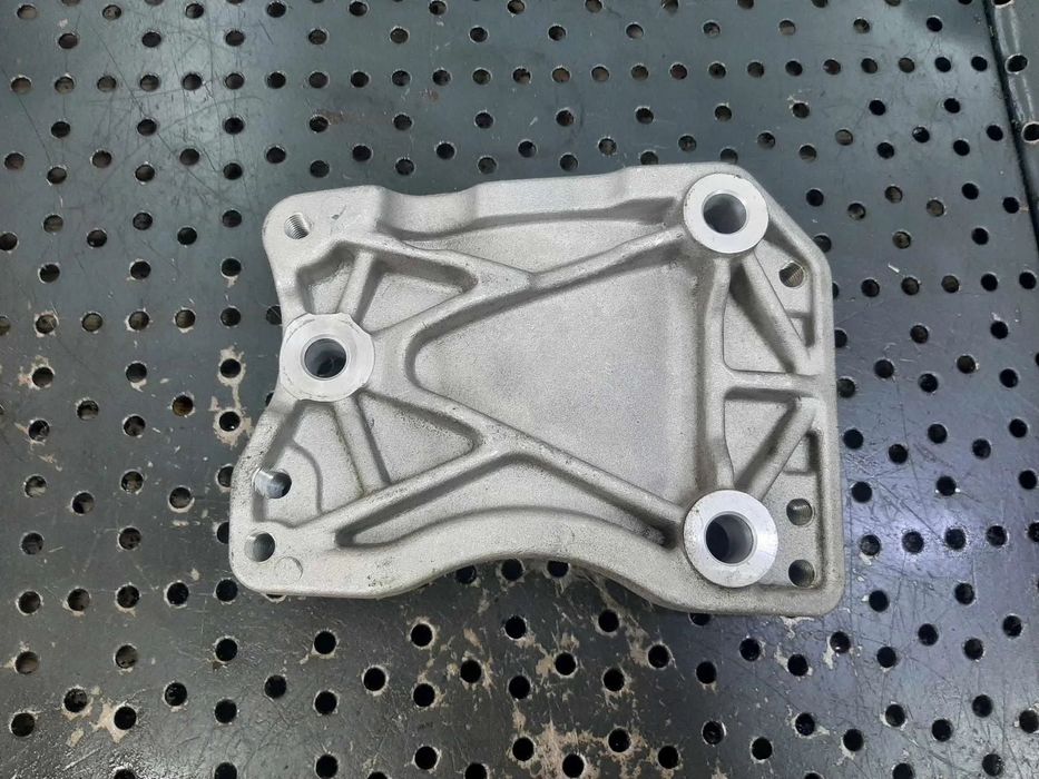 suport compresor ac 1.5 b drf35  chery tiggo 7  e4g16-8103020