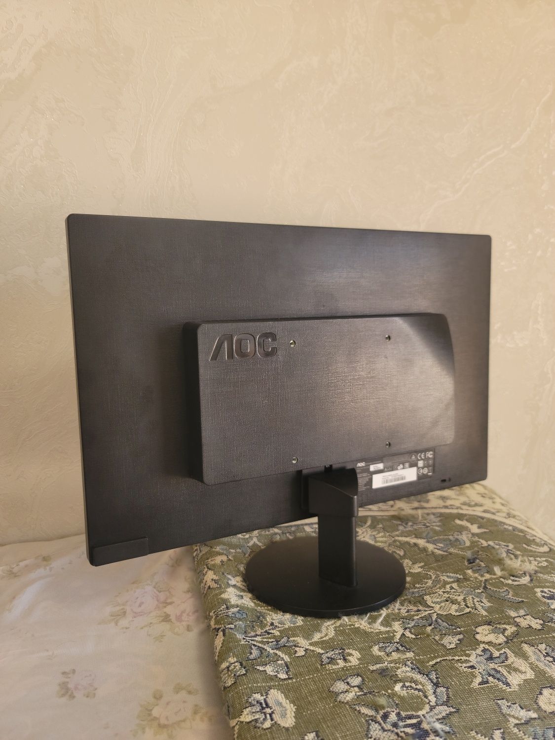 Срочно Игровой Монитор AOC E970Swn