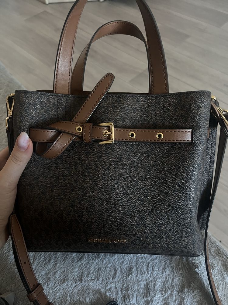 Продам сумку Michael kors