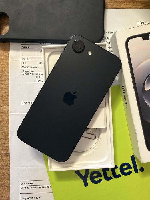 IPhone 16e Йеттел Гаранционен като НОВ ! Black - Черен !