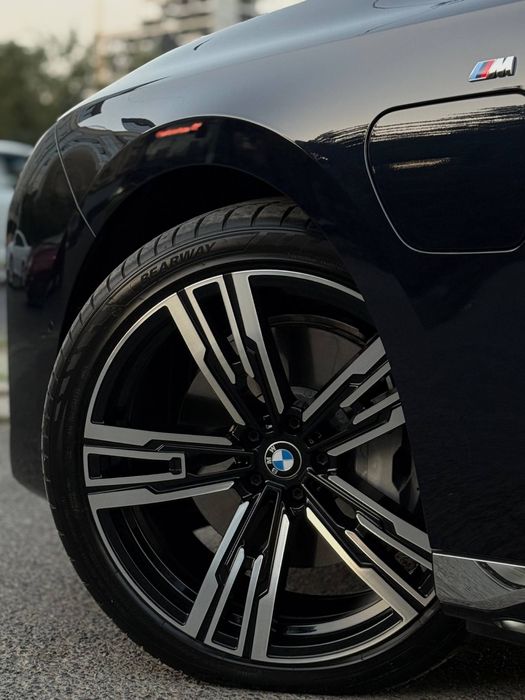 BMW i7 eDrive 50L