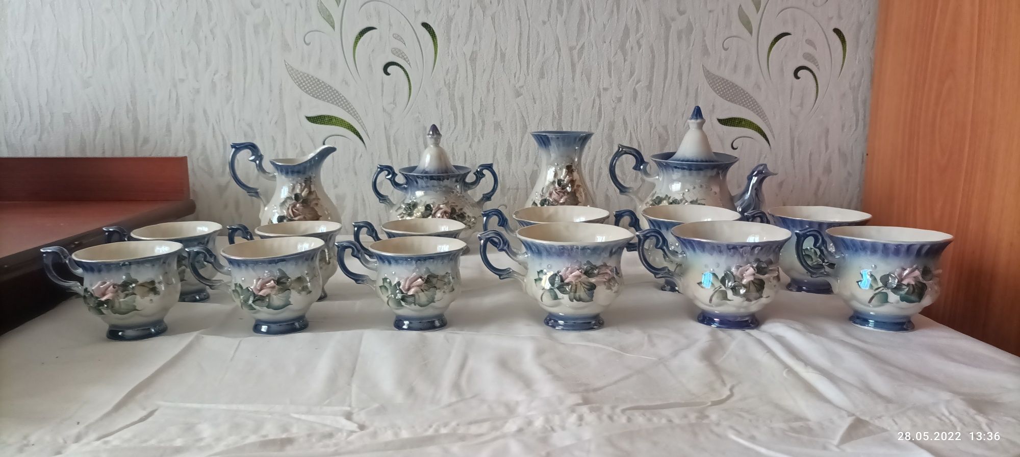 Продам сервис СССР на 6 персон фарфор