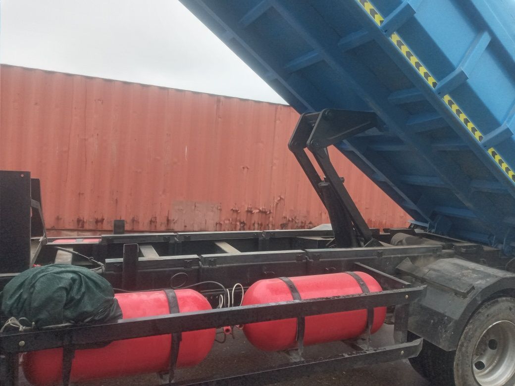 Isuzu yuk mashinasi